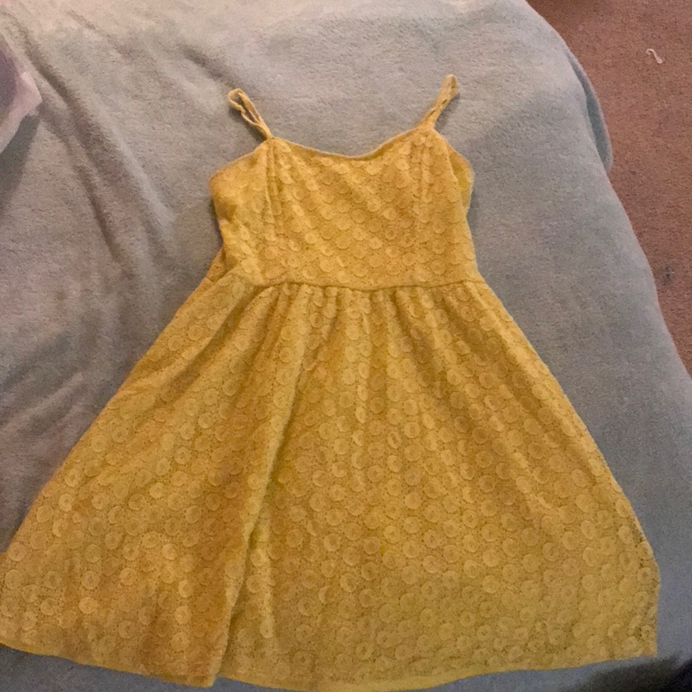 yellow lace pattern dress